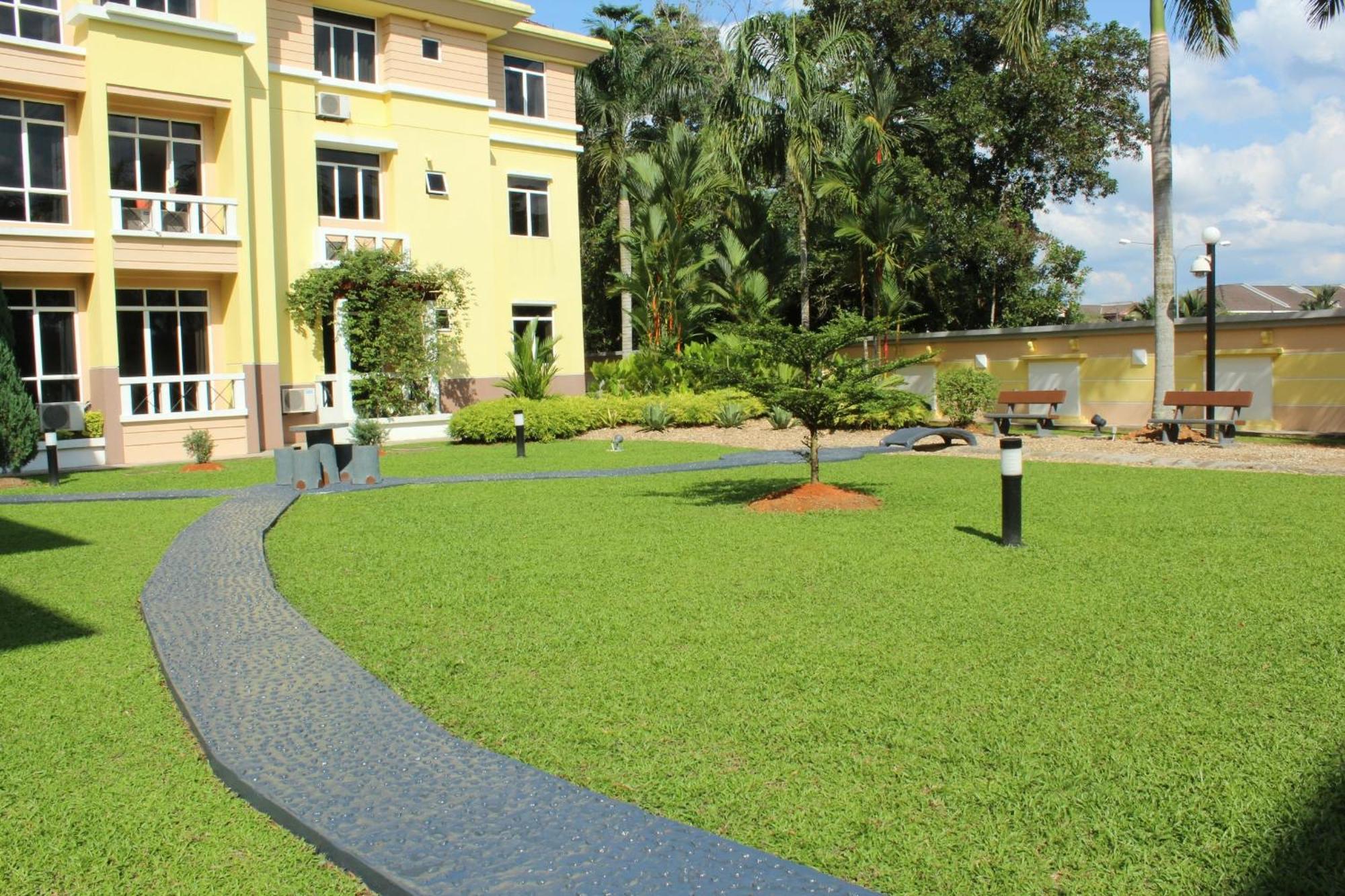 Song Service Apartment Formerly Known As Jinhold Service Apartment Kuching Zewnętrze zdjęcie