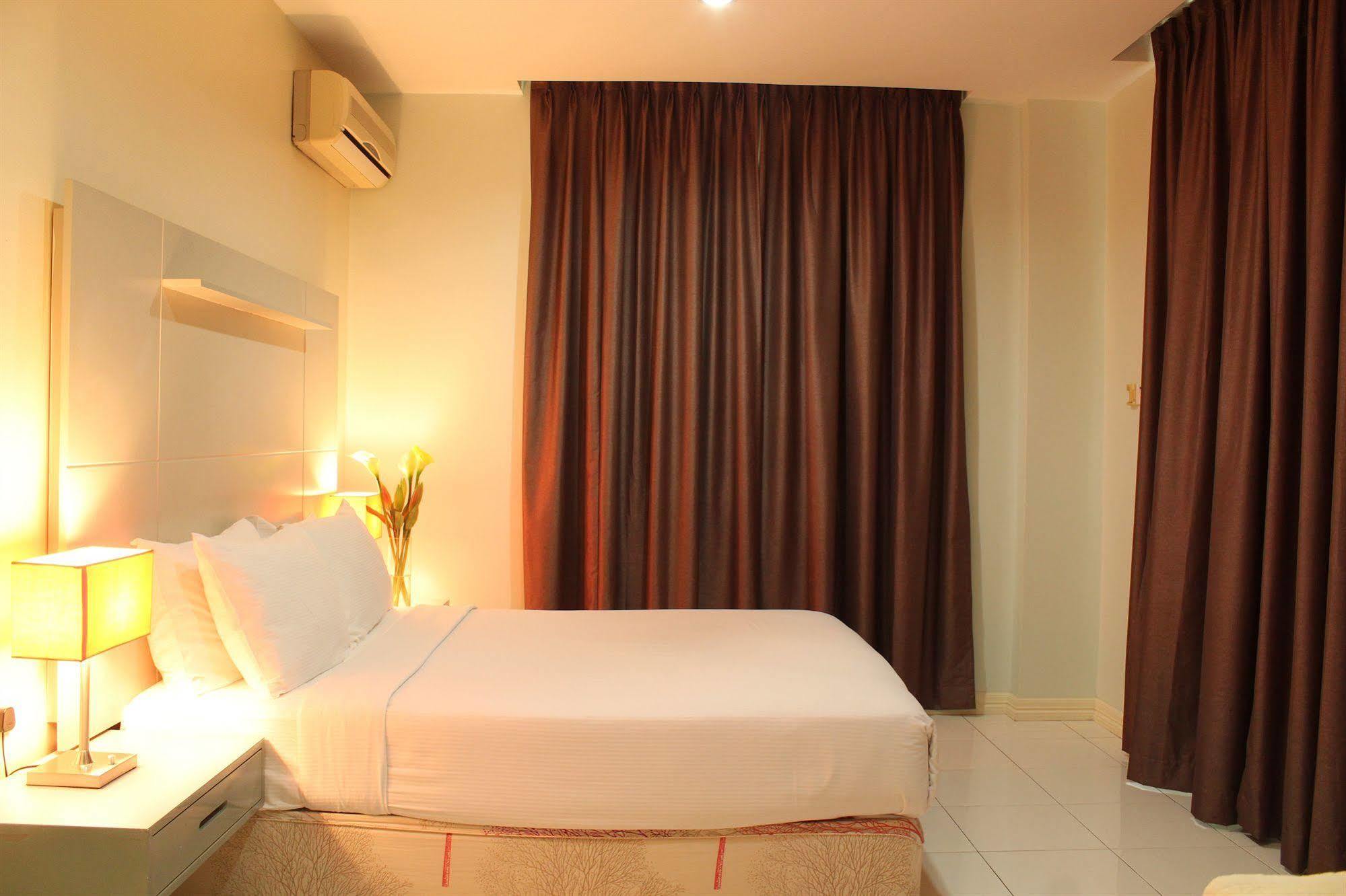 Song Service Apartment Formerly Known As Jinhold Service Apartment Kuching Zewnętrze zdjęcie