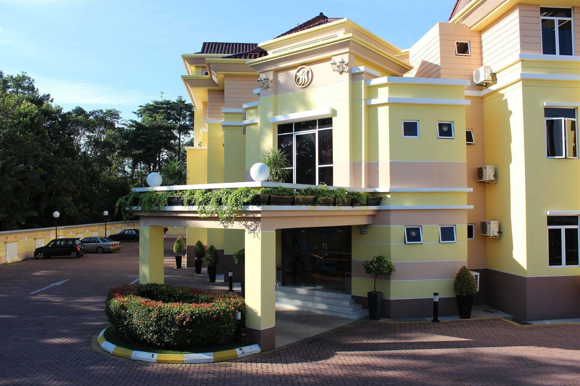 Song Service Apartment Formerly Known As Jinhold Service Apartment Kuching Zewnętrze zdjęcie
